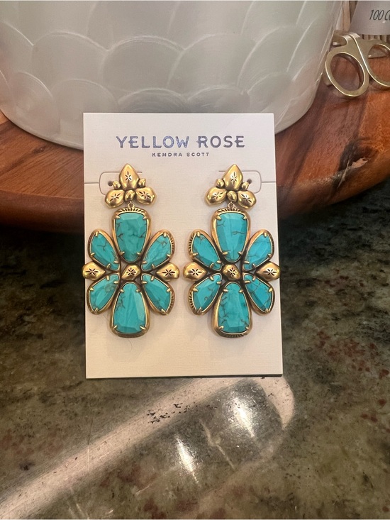 Kendra Scott Jewelry - Kendra Scott; Yellow Rose, Jamie Vintage Gold Statement Earrings